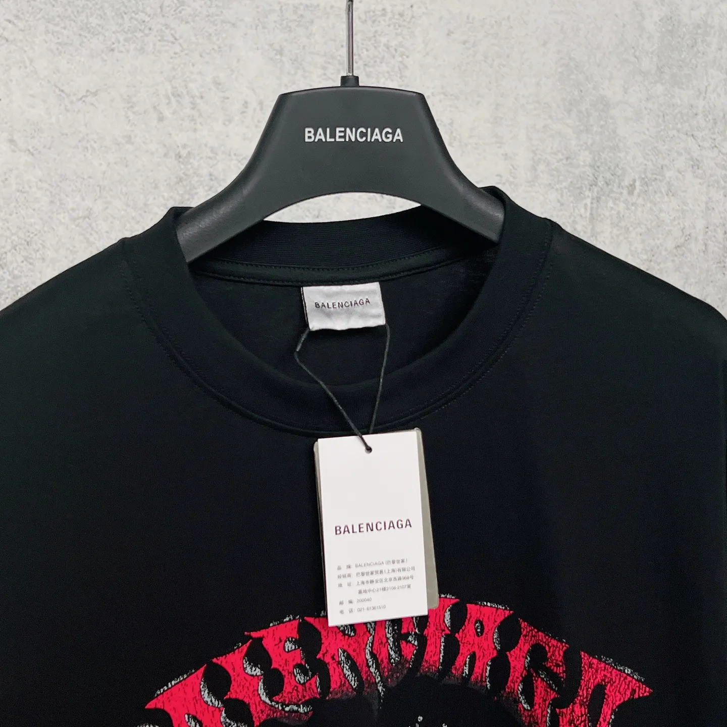 【 . Quality】BALENCI*GA/ .SS 26 New Arrival 。 T 。 . Authentic 。 ！ ZP 。 260 ， . ， ， 。 。 ， 。 OS . Same Style ：BL 263781 ：Black White Pink Gray Size：XS S M L